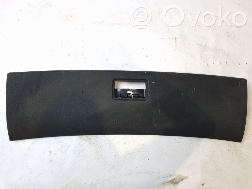 Audi A6 Allroad C6 (D)pillar trim (top) 