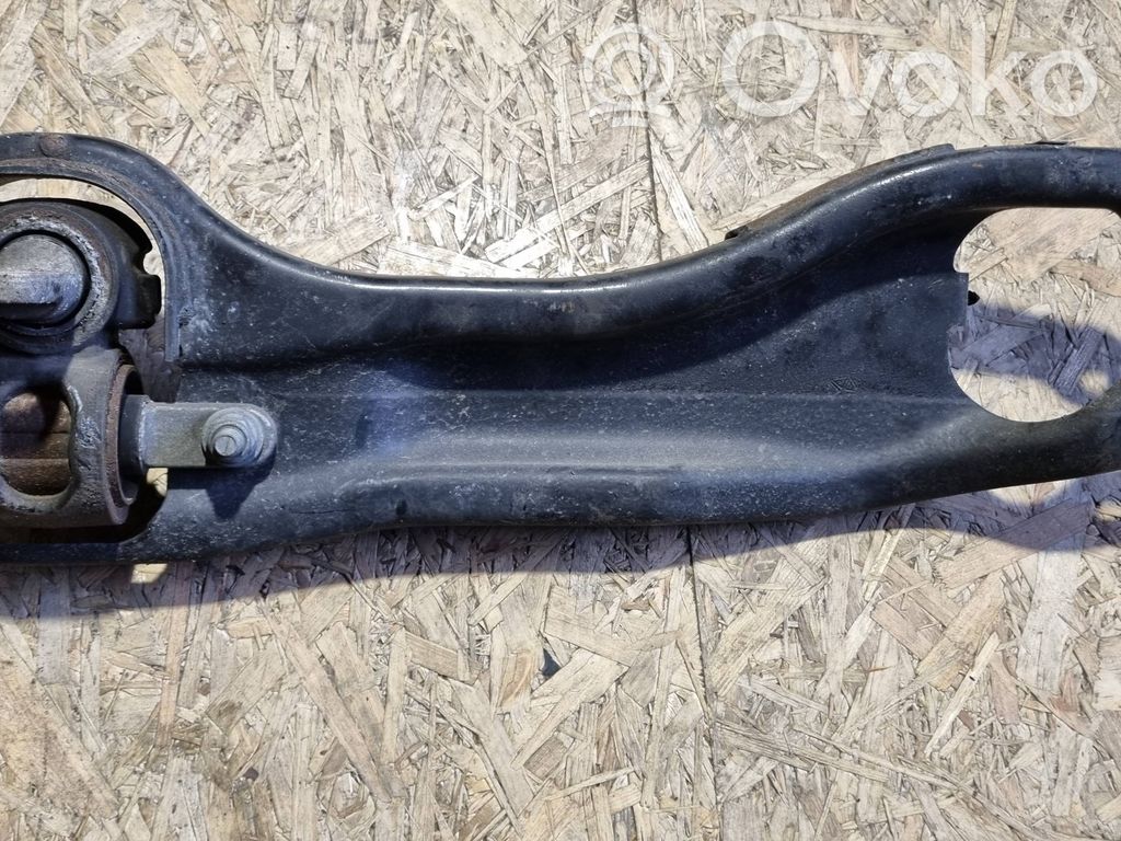 Chrysler Pacifica Cits aizmugures šasijas elements 