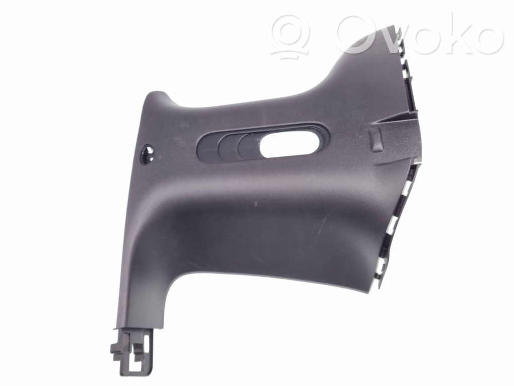 Chrysler Pacifica (B) pillar trim (bottom) 