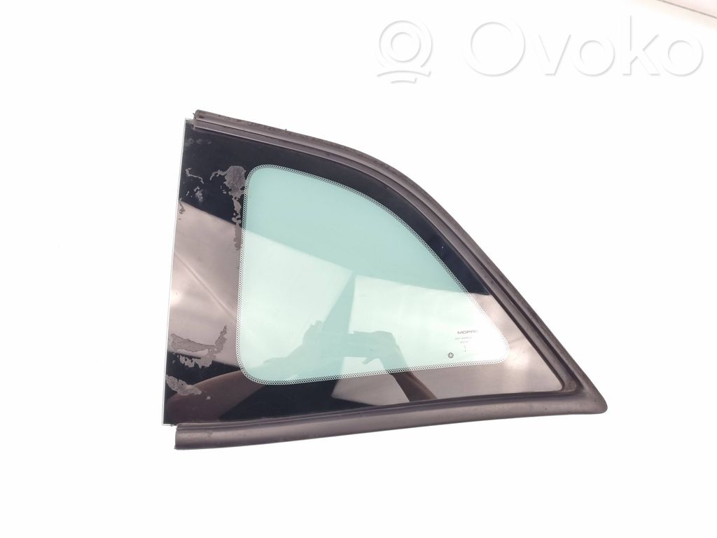Dodge Challenger Vidrio lateral trasero 