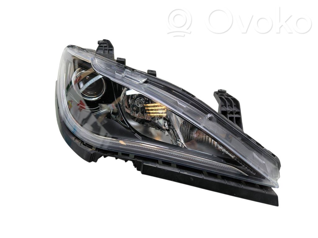 Chrysler Pacifica Headlight/headlamp 