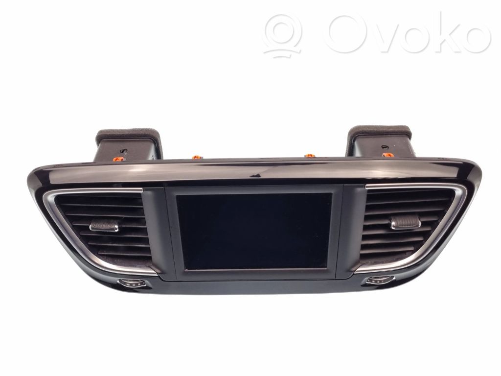 Chrysler Pacifica Screen/display/small screen 