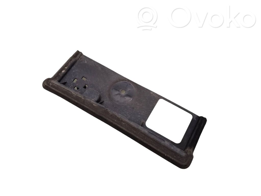 Dodge Charger Jacking socket point 