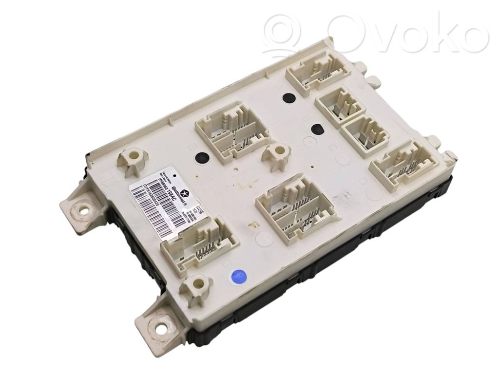 Chrysler Pacifica Comfort/convenience module 