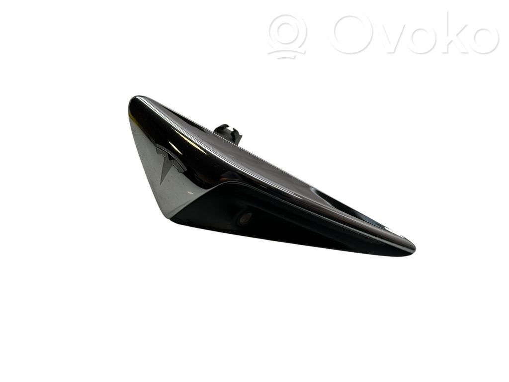 Tesla Model S Cámara guardabarros lateral 