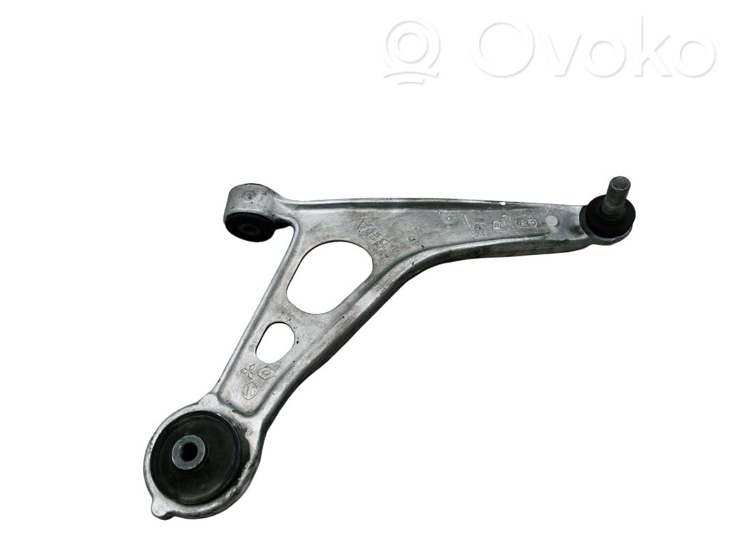Nissan Rogue Front lower control arm/wishbone 