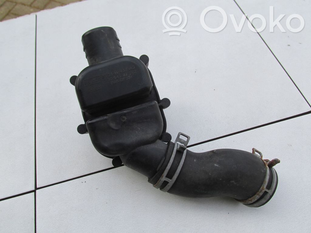 Intake resonator   9P437