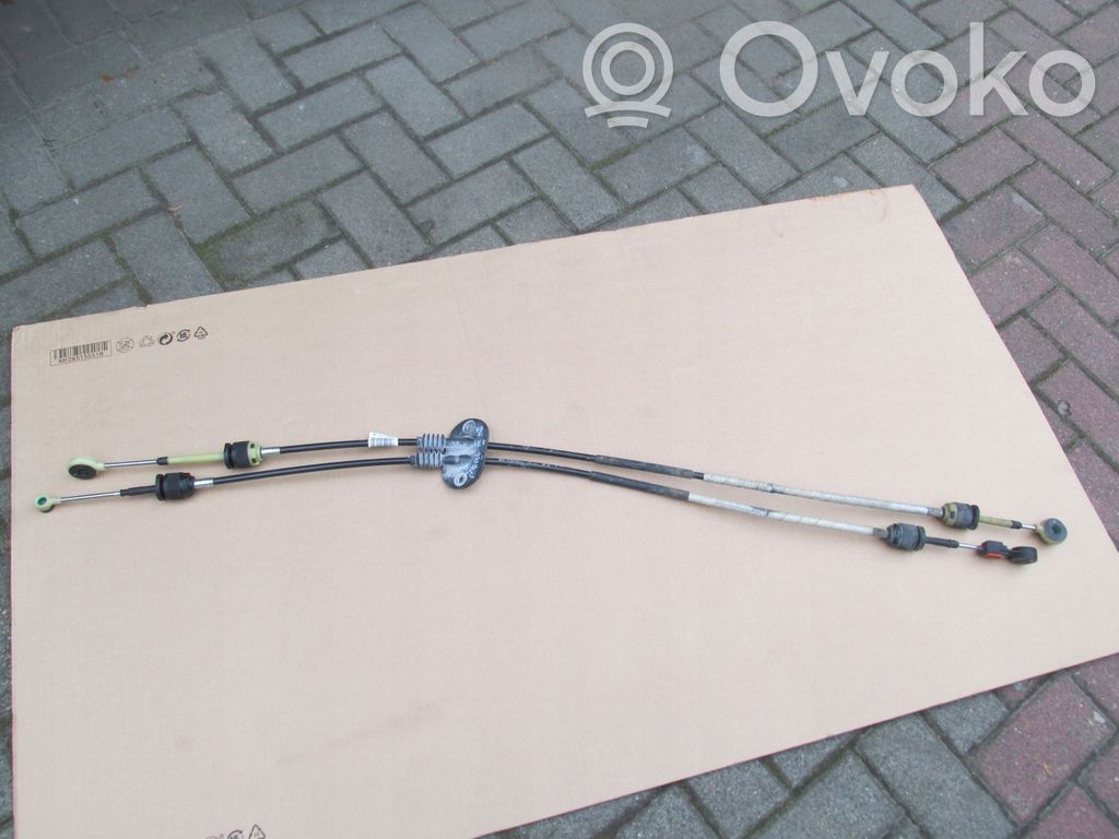 Ford Focus Gear shift cable linkage 