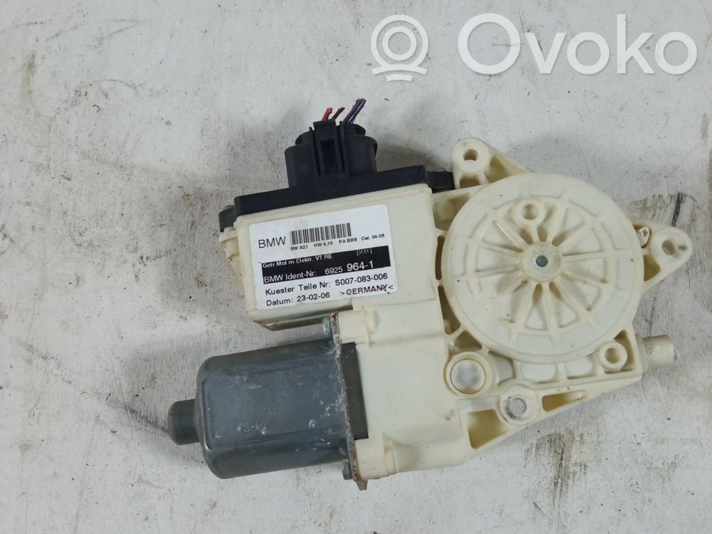 BMW X3 E83 Front door window regulator motor 