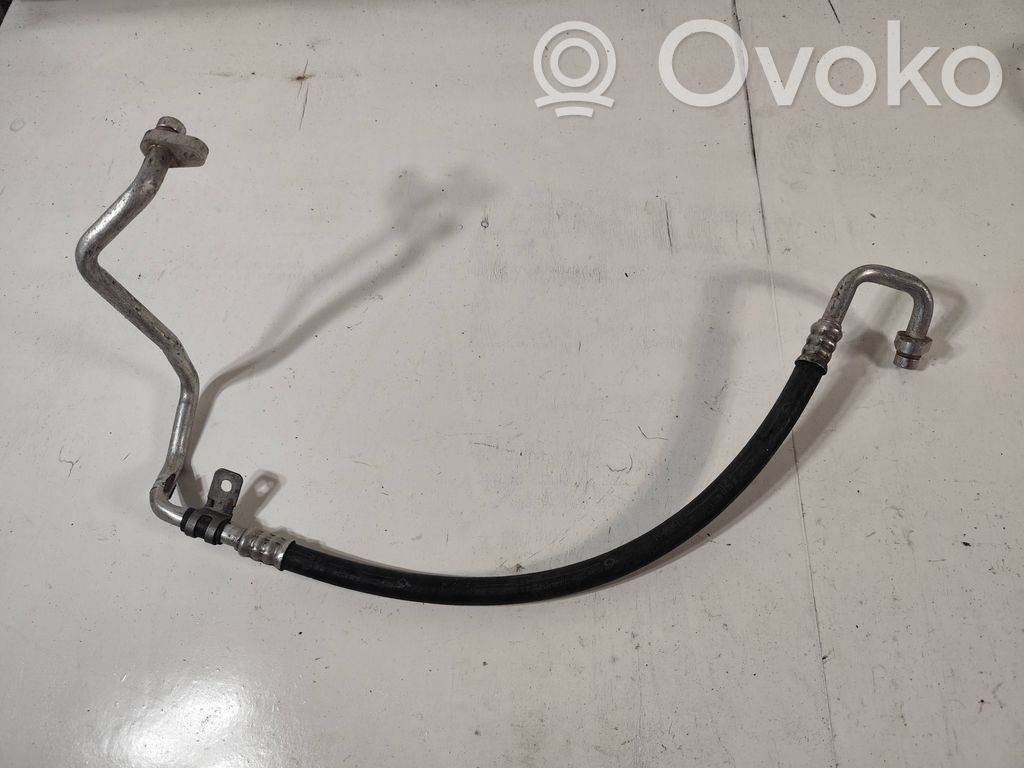 Renault Clio IV Air conditioning (A/C) pipe/hose 