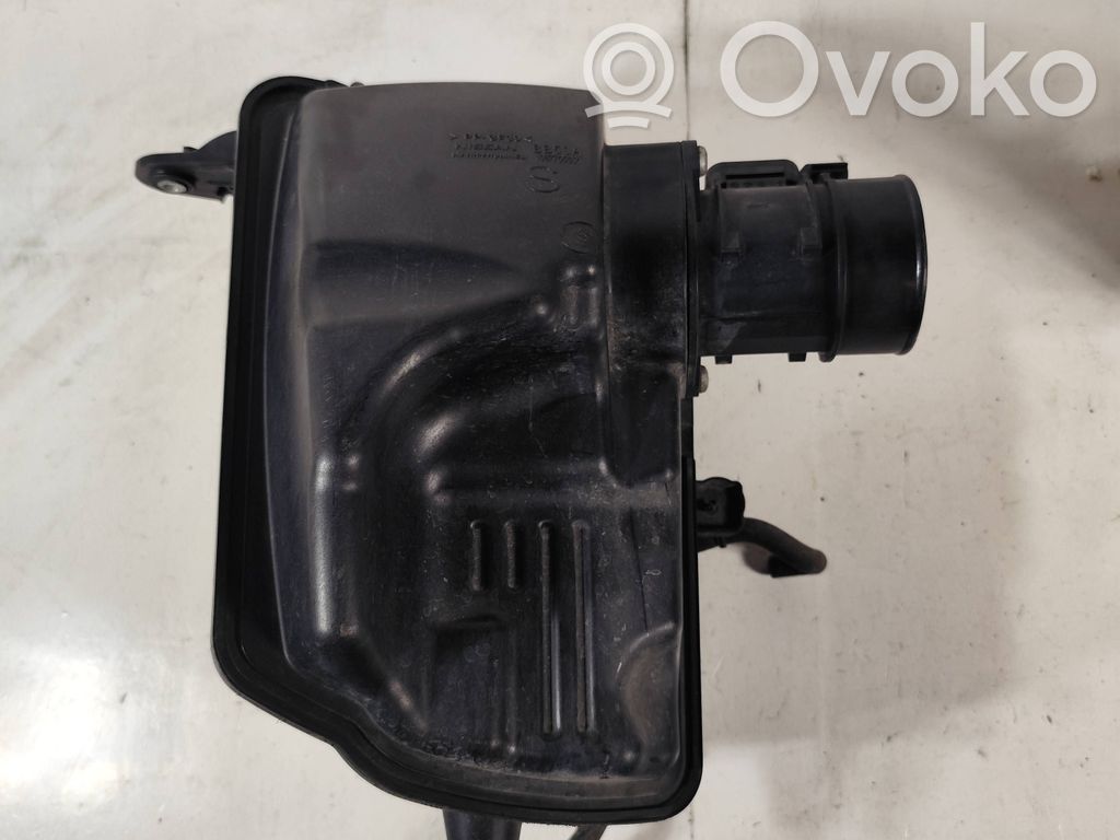 Nissan Qashqai Cutie filtru aer 