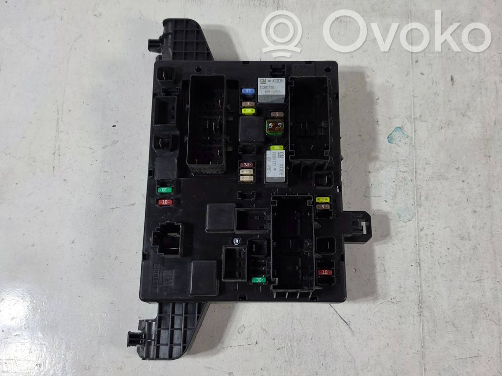 Opel Astra J Sulakemoduuli 