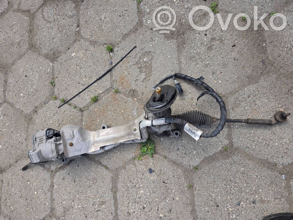 Ford C-MAX II Hammastanko 