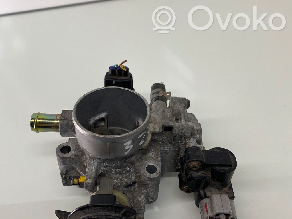 Toyota Avensis T220 Throttle valve 