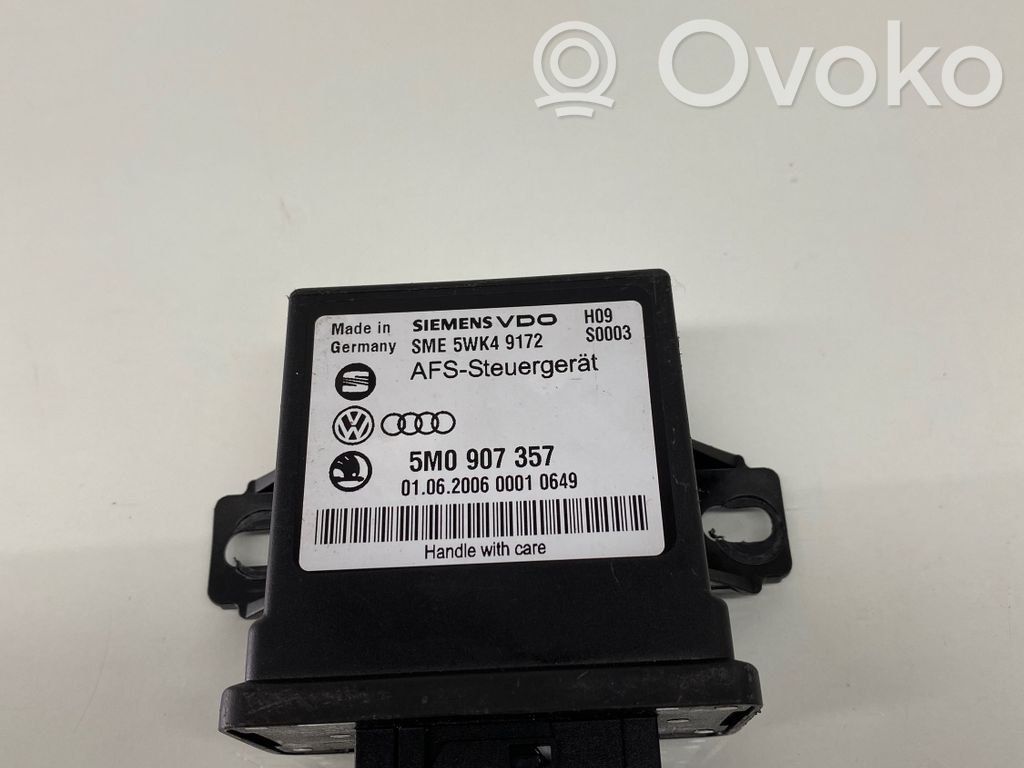 Volkswagen PASSAT B6 Sterownik / Moduł świateł LCM 