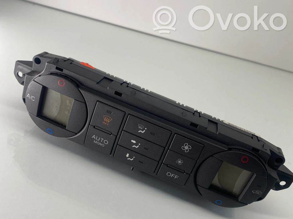 Ford Focus C-MAX Climate control unit 