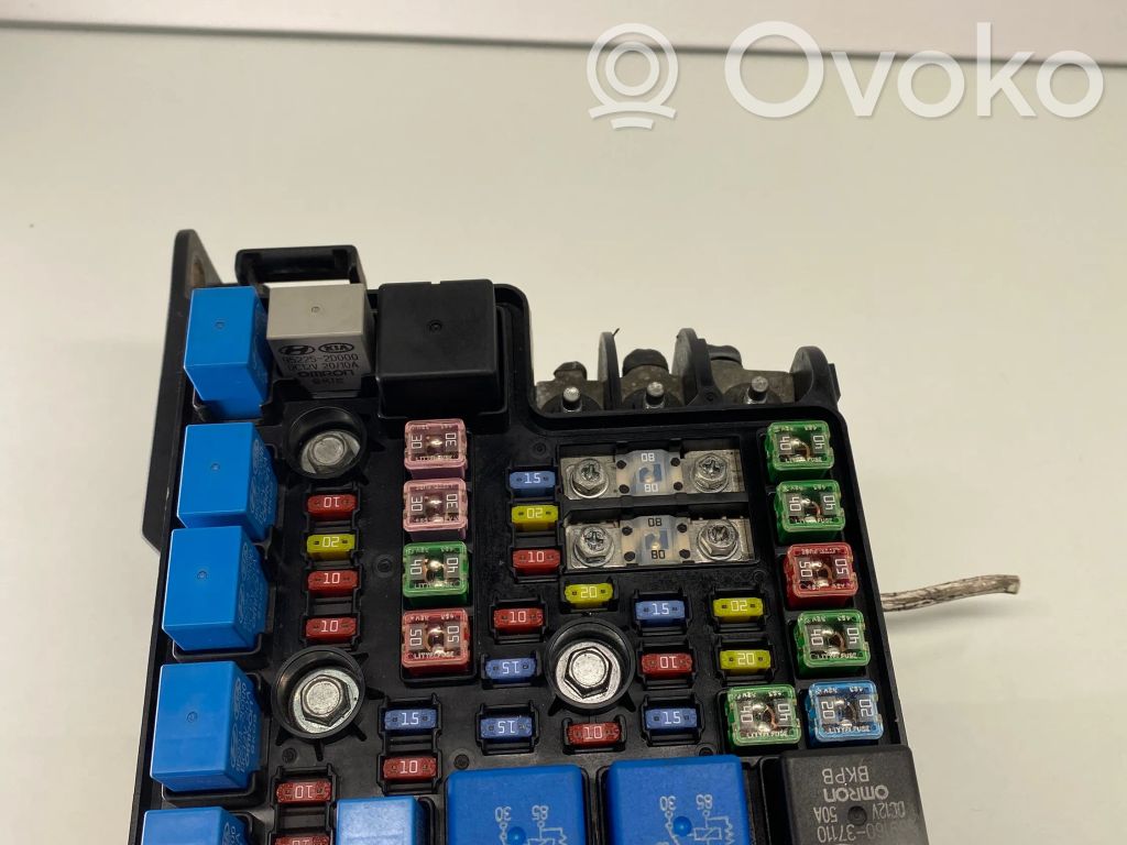 KIA Ceed Fuse box set 