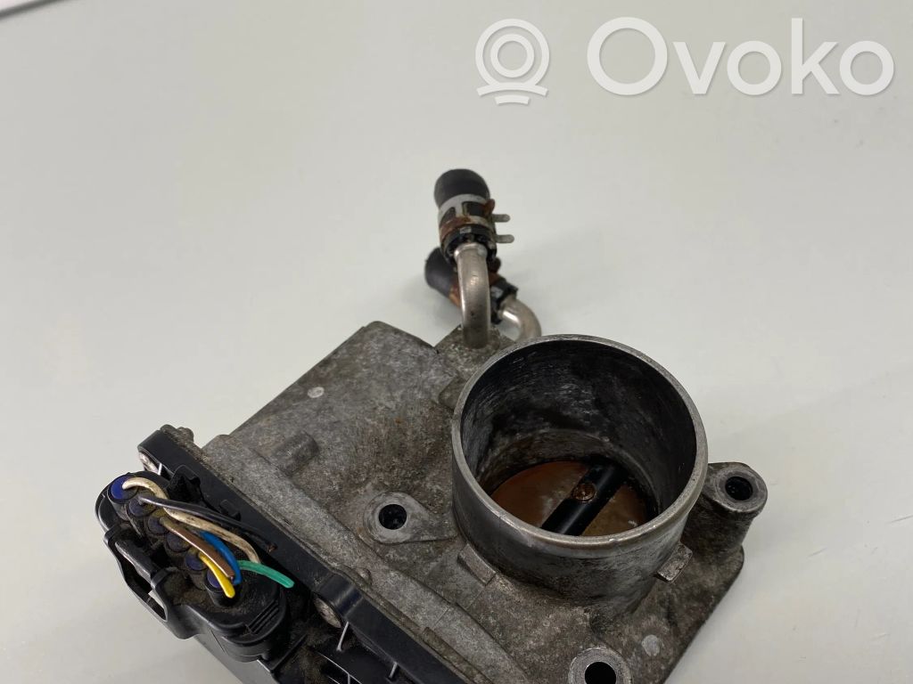 Toyota Corolla E120 E130 Droselinė sklendė 