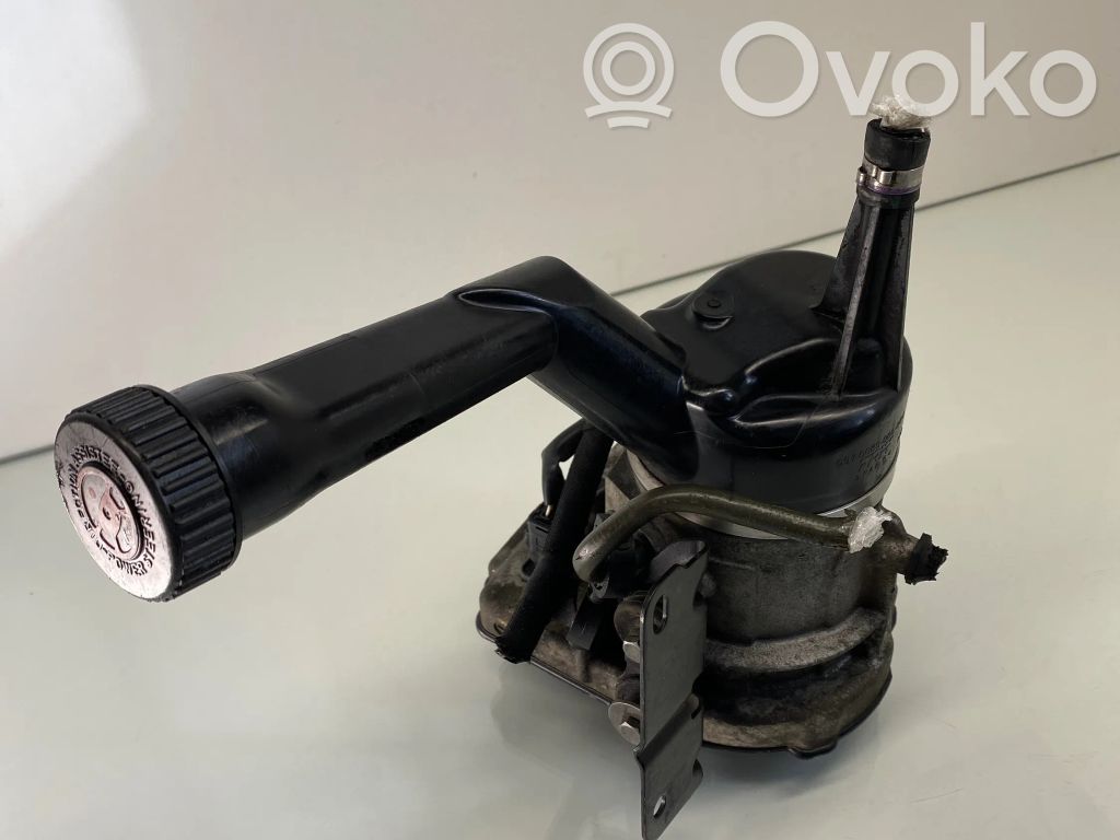 Peugeot 308 Power steering pump 