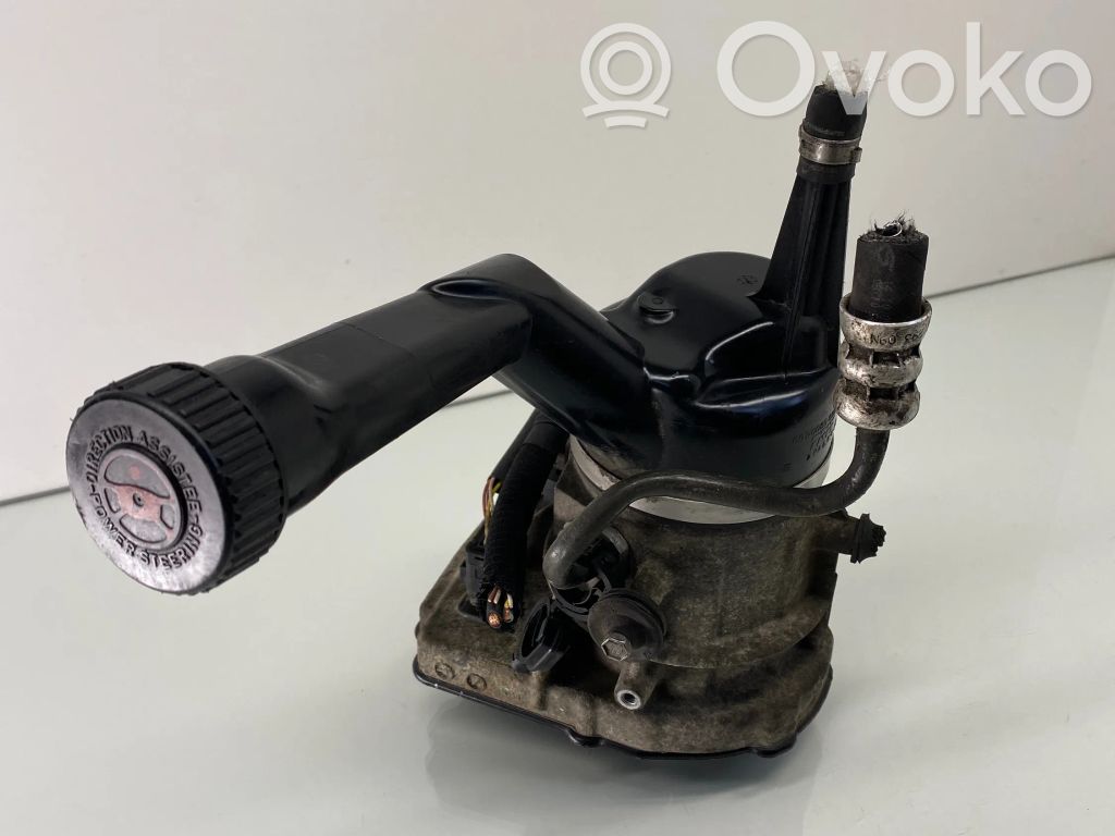 Peugeot 308 Power steering pump 