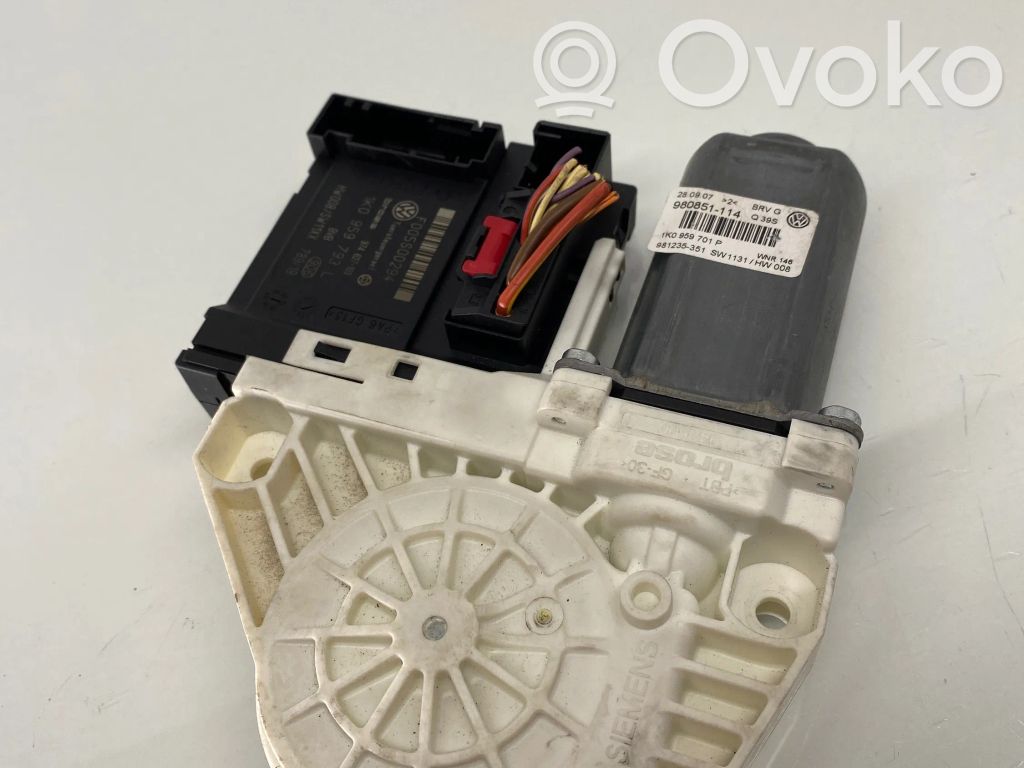 Volkswagen PASSAT B6 Silnik regulatora szyby drzwi przednich 