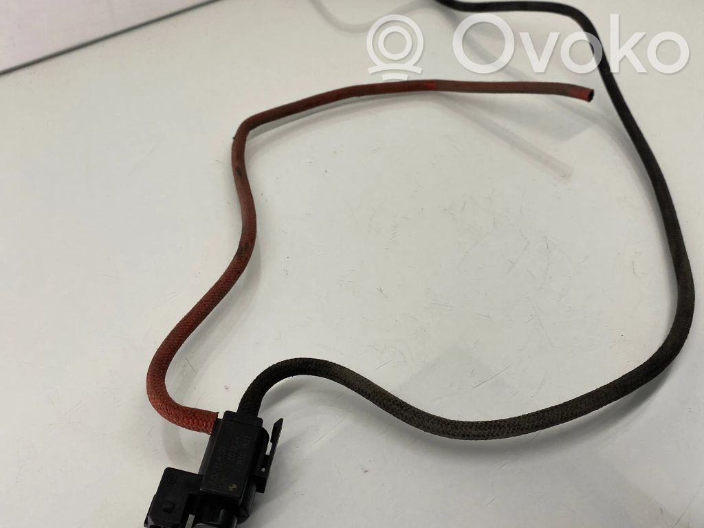 BMW X1 E84 Turbo solenoid valve 