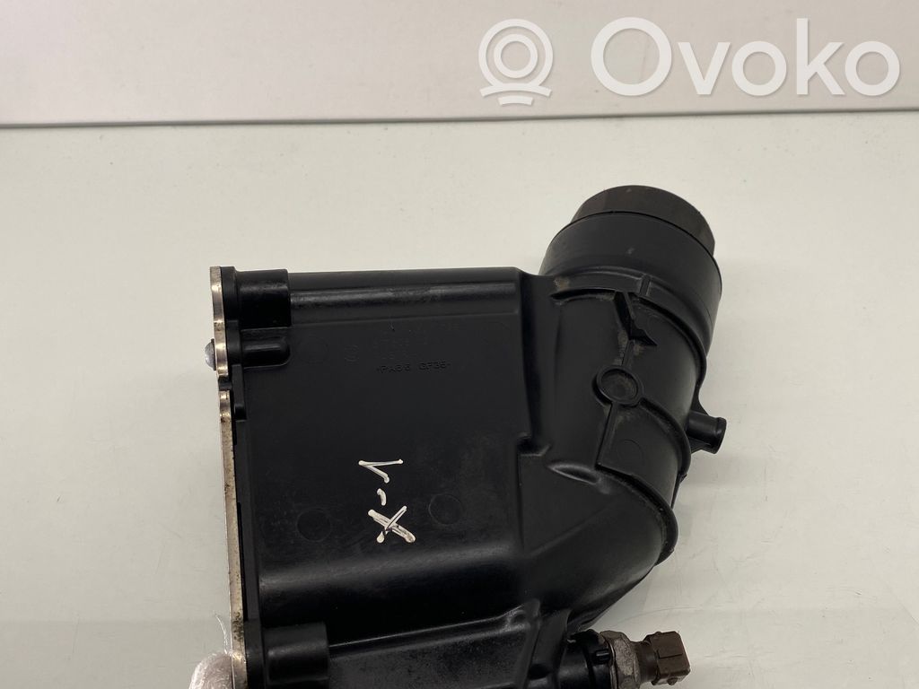 BMW X1 E84 Oil filter mounting bracket 