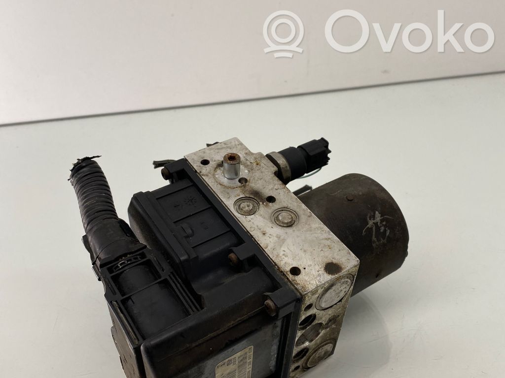 Ford Mondeo Mk III ABS Blokas 