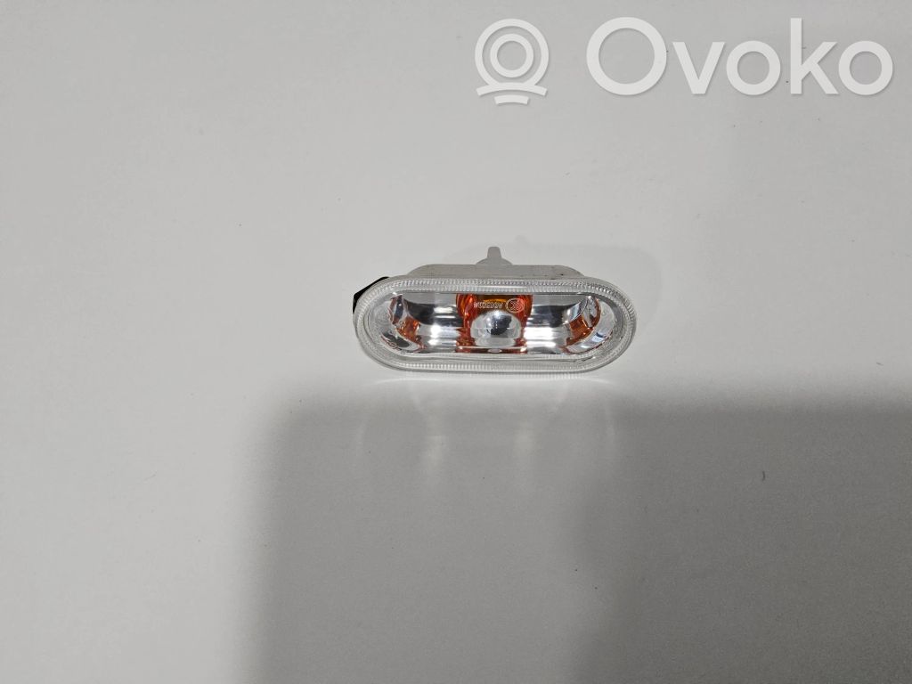 Skoda Citigo Front fender indicator light 