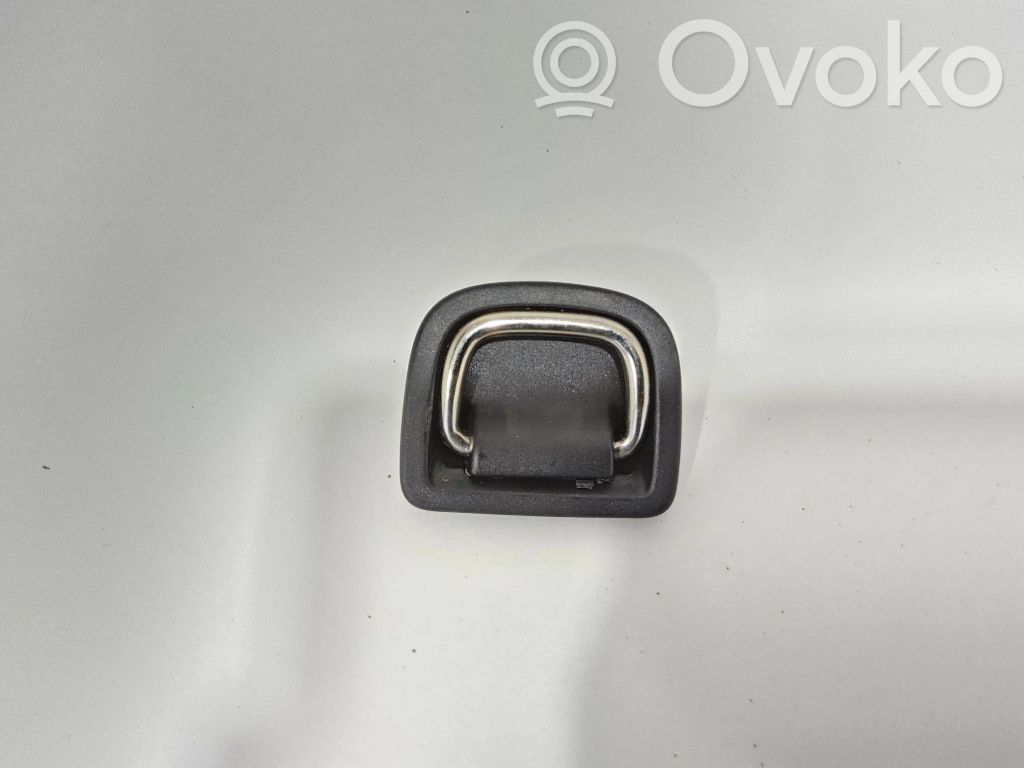 Skoda Kamiq Tie down hook / loop 