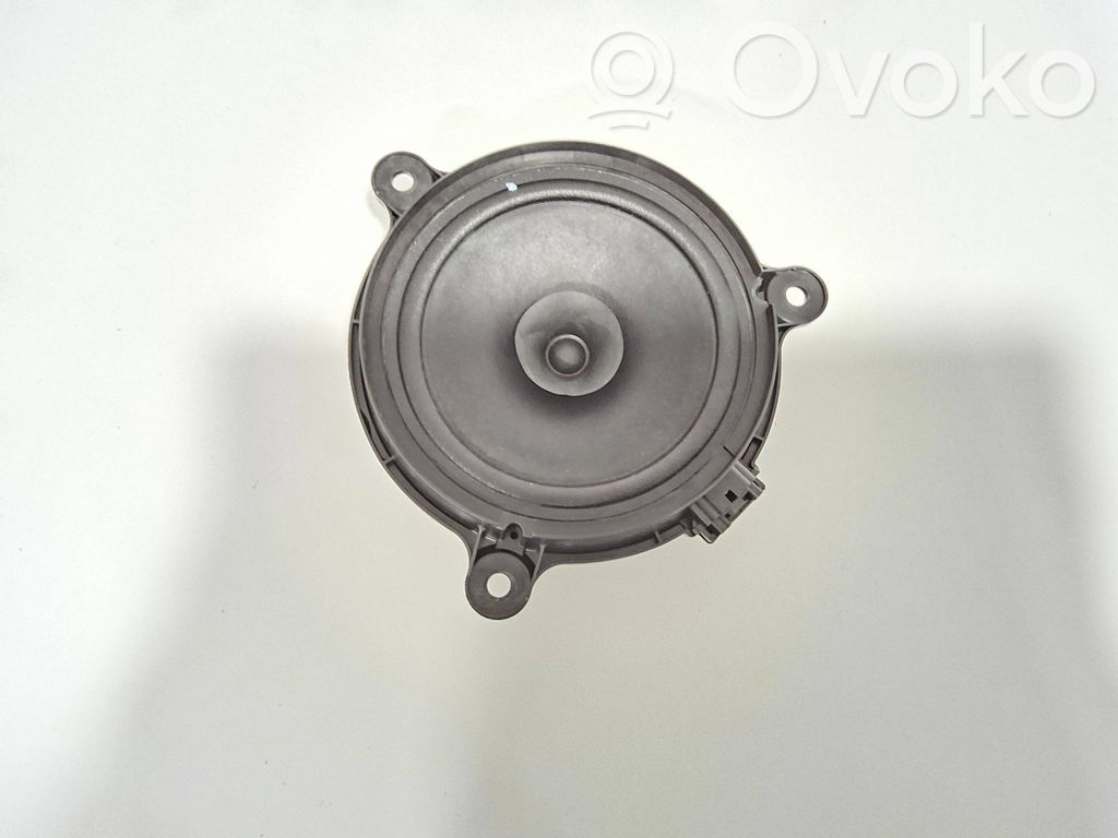 Mazda 2 Altavoz de la puerta delantera 