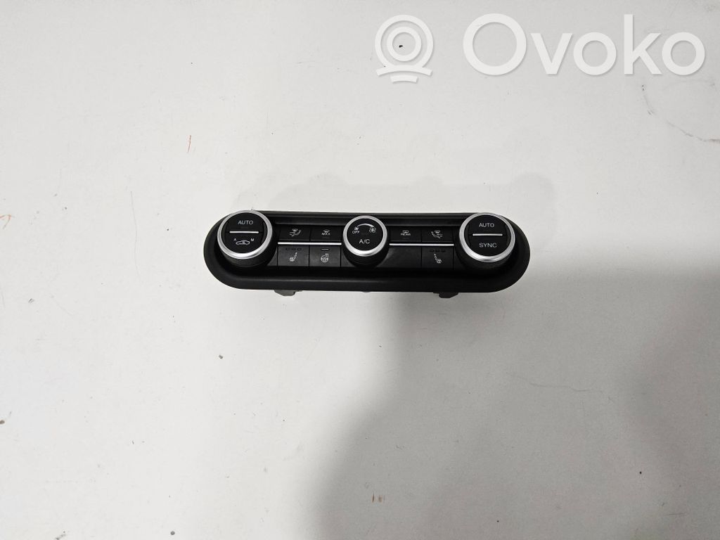 Alfa Romeo Giulia Unitate control climatizare 