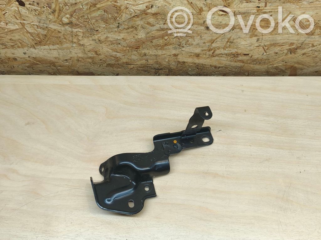 Renault Austral Other engine bay part 