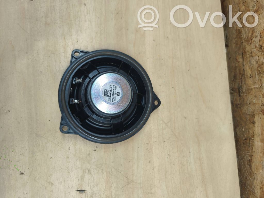 BMW iX2 (U10) Front door speaker 