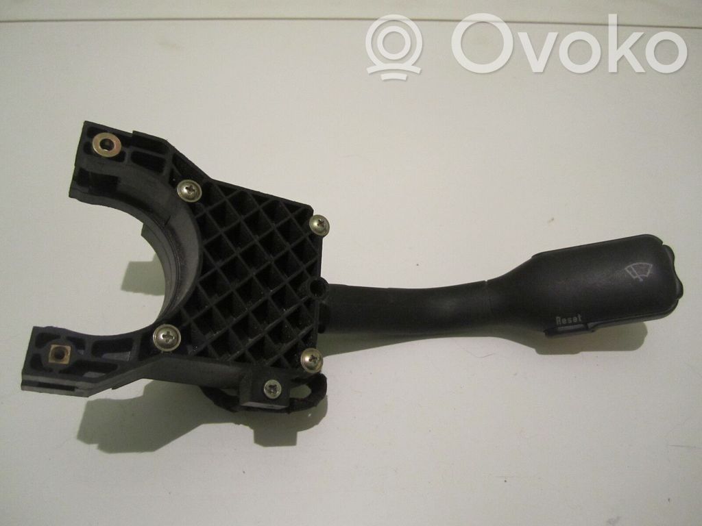 Audi A6 S6 C4 4A Palanca de control del limpiaparabrisas 