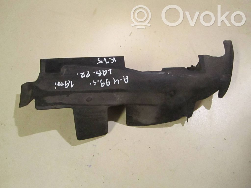 Audi A4 S4 B5 8D Ilmanoton kanavan osa 