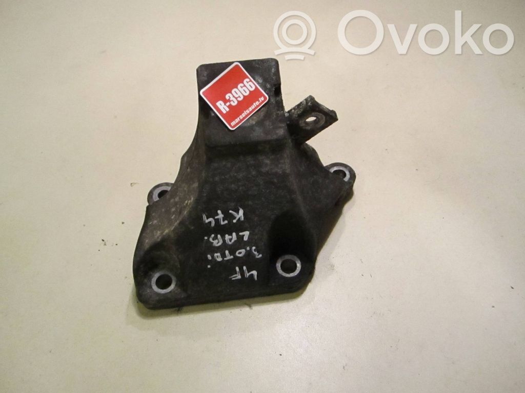 Audi A6 S6 C6 4F Engine mounting bracket 