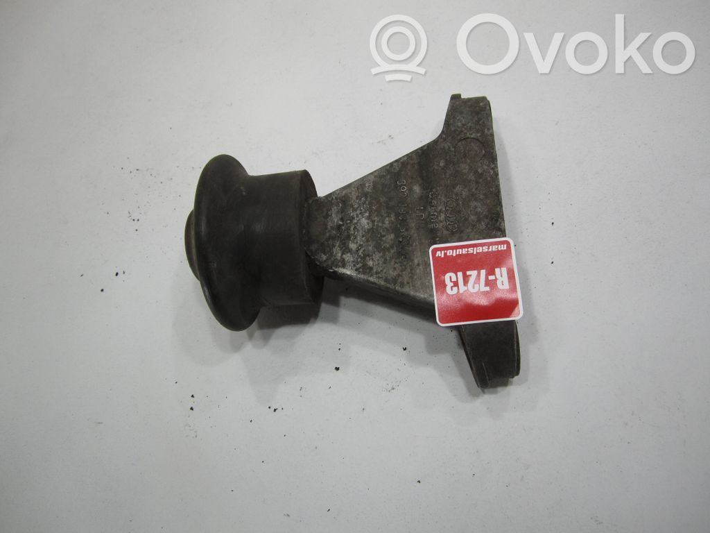 Audi 80 90 S2 B4 Engine mounting bracket 