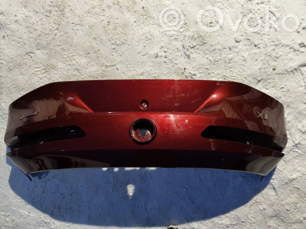 BMW iX Tailgate trim 