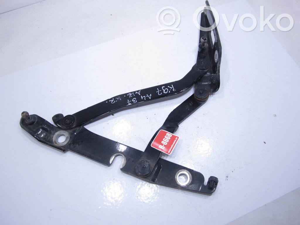 Audi A4 S4 B7 8E 8H Zawias klapy tylnej bagażnika 
