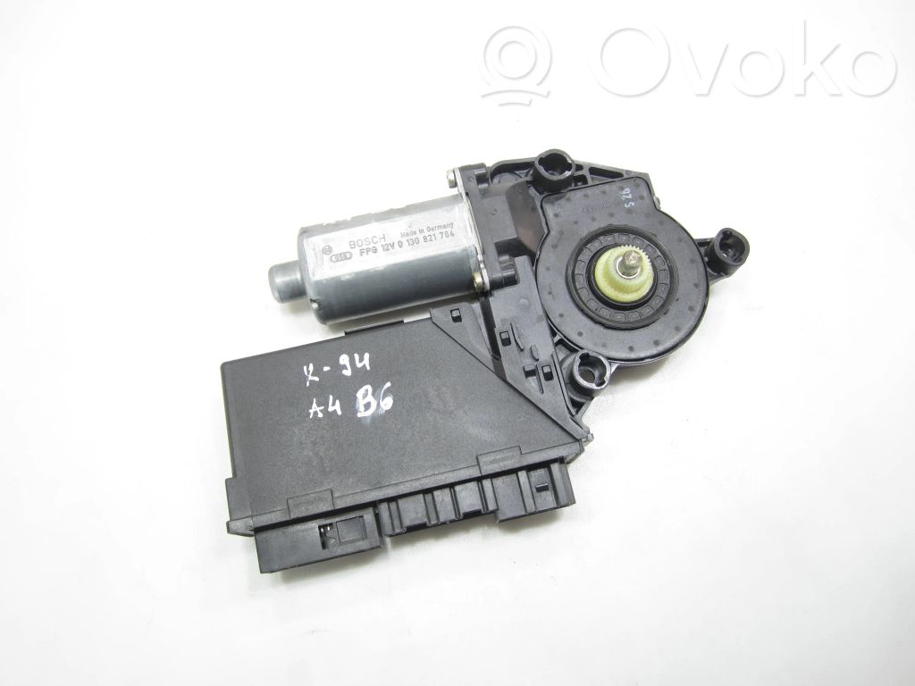 Audi A4 S4 B6 8E 8H Silnik regulatora szyby drzwi przednich 
