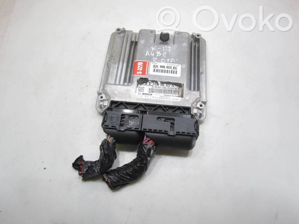 Audi A4 S4 B8 8K Engine control unit/module 