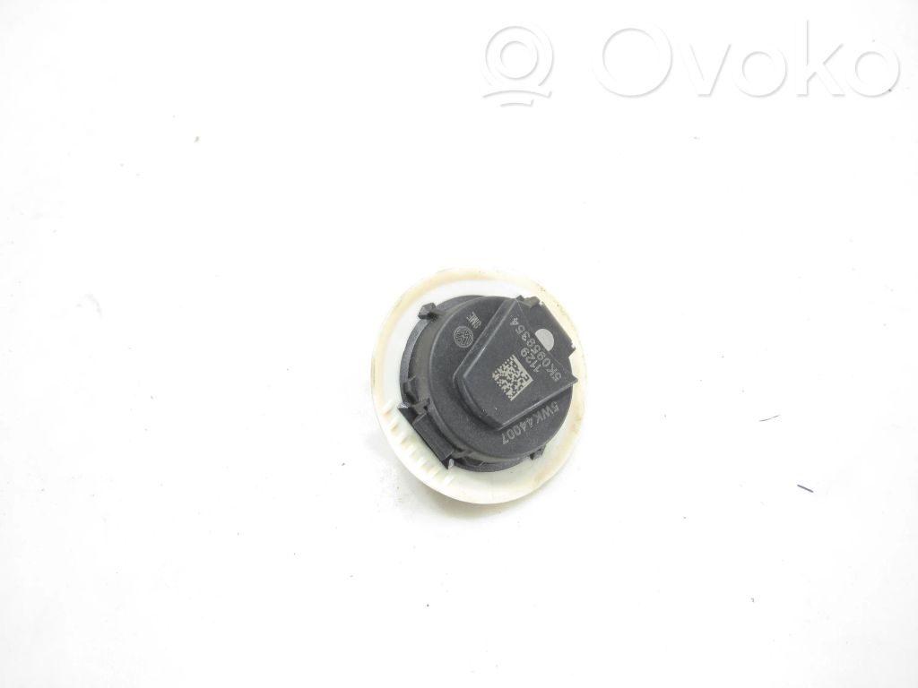 Volkswagen Jetta VI Czujnik uderzenia Airbag 