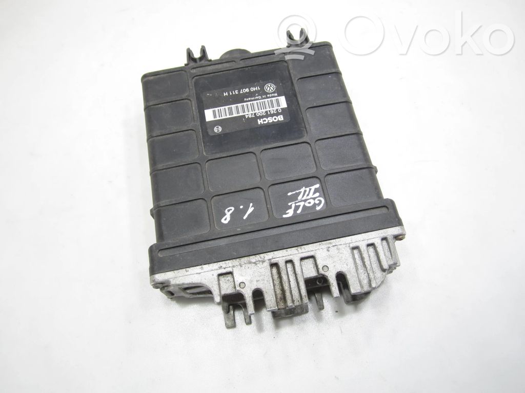 Volkswagen Golf III Engine control unit/module 