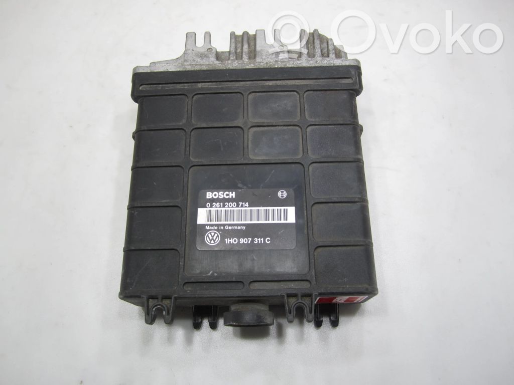 Volkswagen Golf III Engine control unit/module 