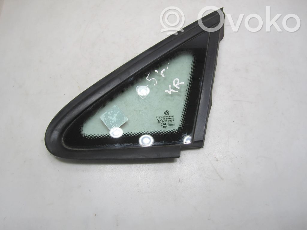Volkswagen Golf Plus Front triangle window/glass 
