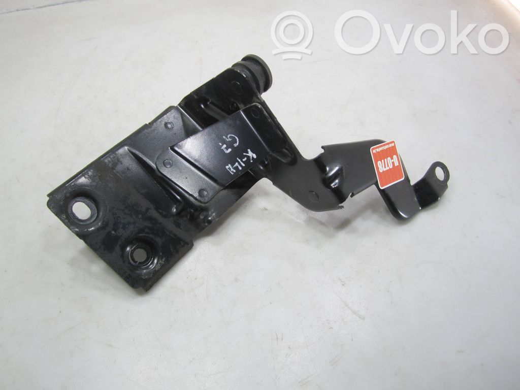 Volkswagen Golf VII ABS pump bracket 