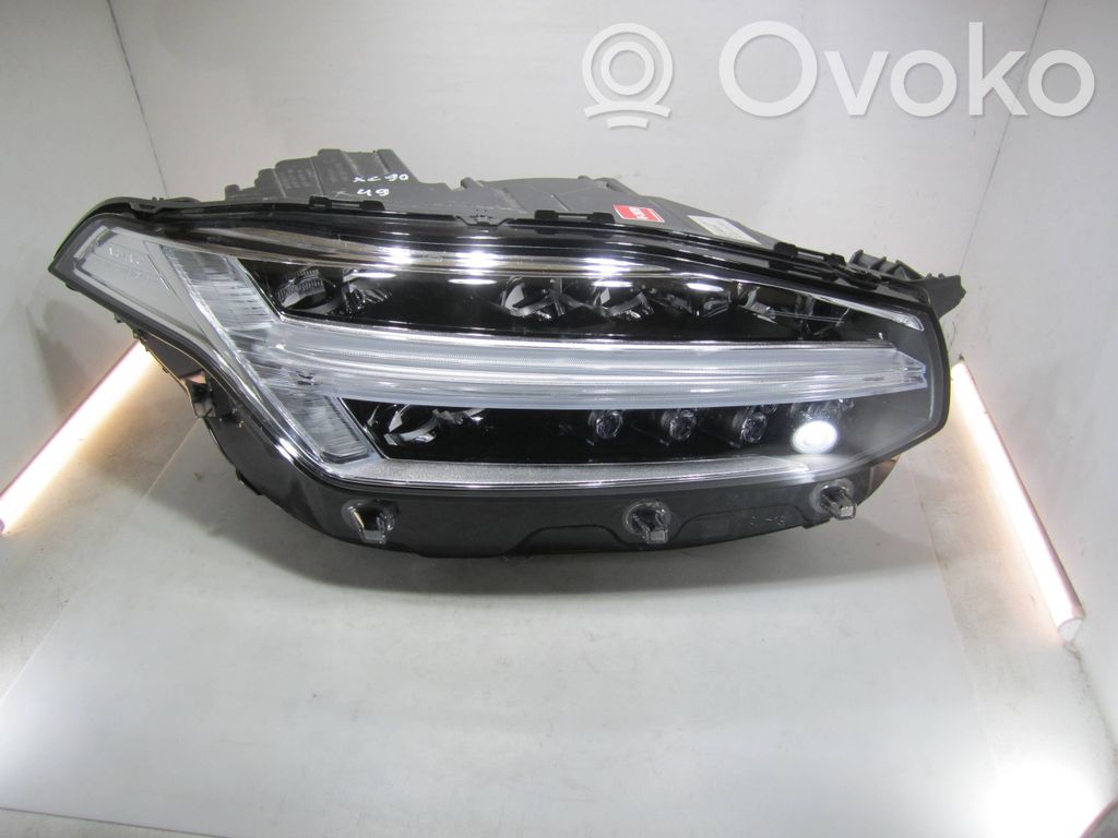 Volvo XC90 Scheinwerfer 