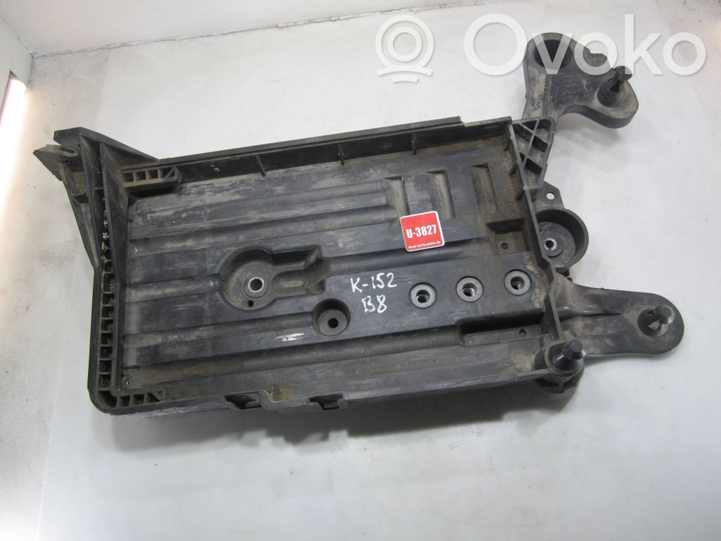 Volkswagen PASSAT B8 Batteriegestell 