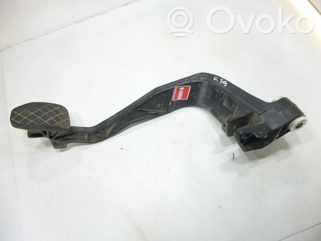 Audi A6 S6 C5 4B Pedal de embrague 